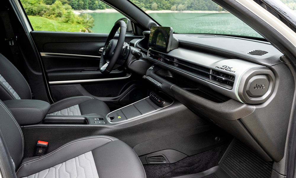 NUEVO JEEP AVENGER 4xe